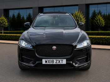 Used Jaguar F-Pace 2018 for sale - 79794025: Photo