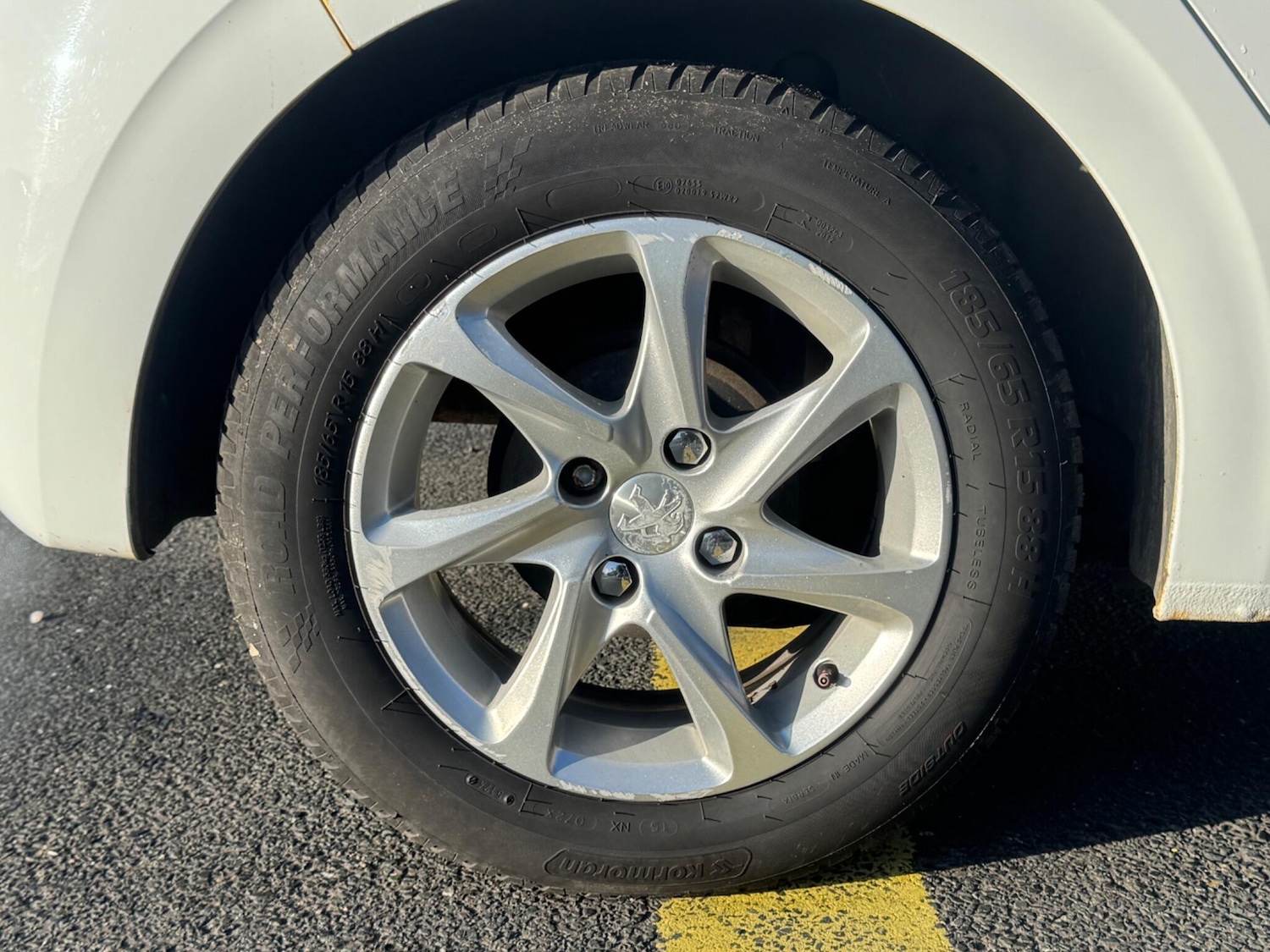 Used Peugeot 208 2014 for sale - 77351383: Photo 19