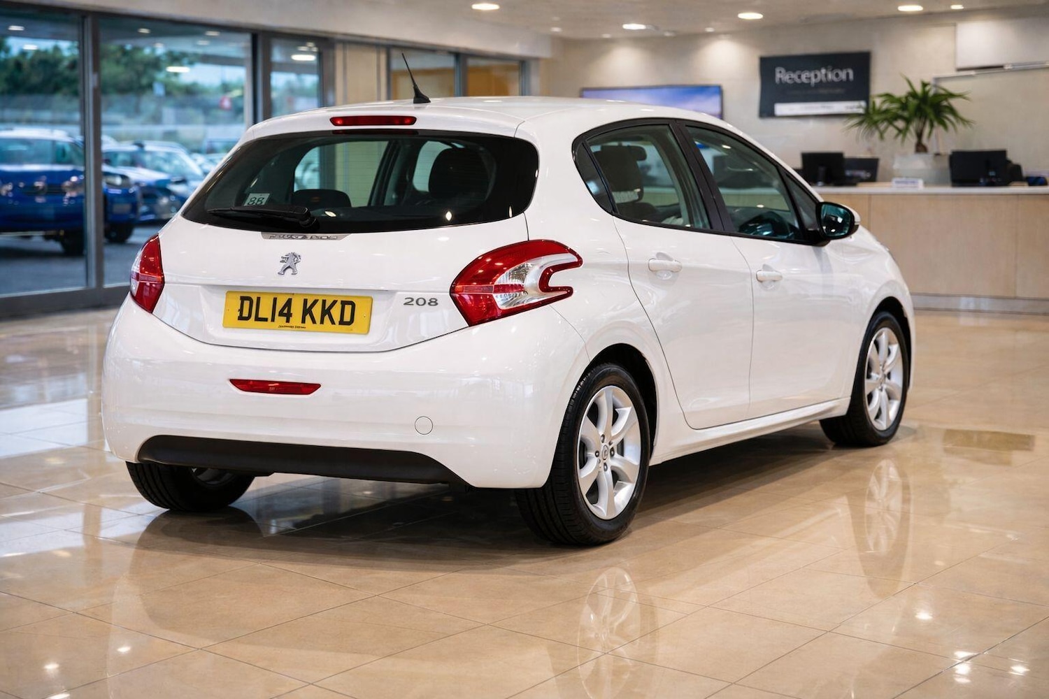 Used Peugeot 208 2014 for sale - 77351383: Photo 6