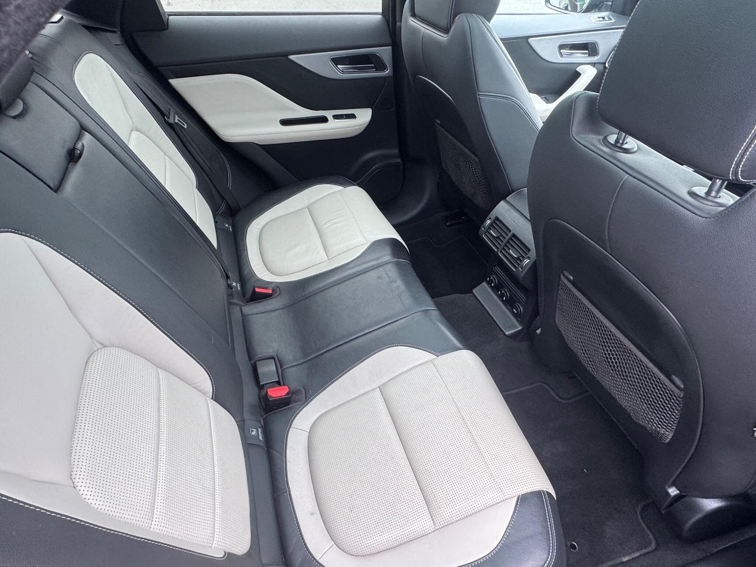 Used Jaguar F-Pace 2016 for sale - 78020381: Photo 12