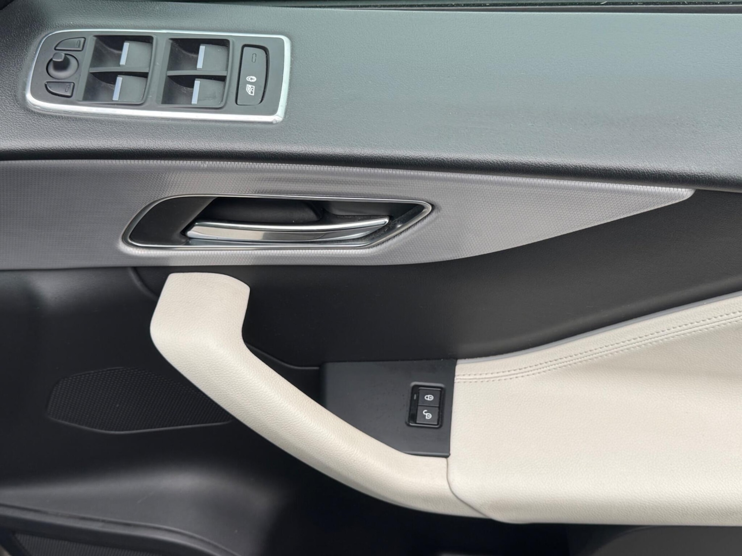 Used Jaguar F-Pace 2016 for sale - 78020381: Photo 22