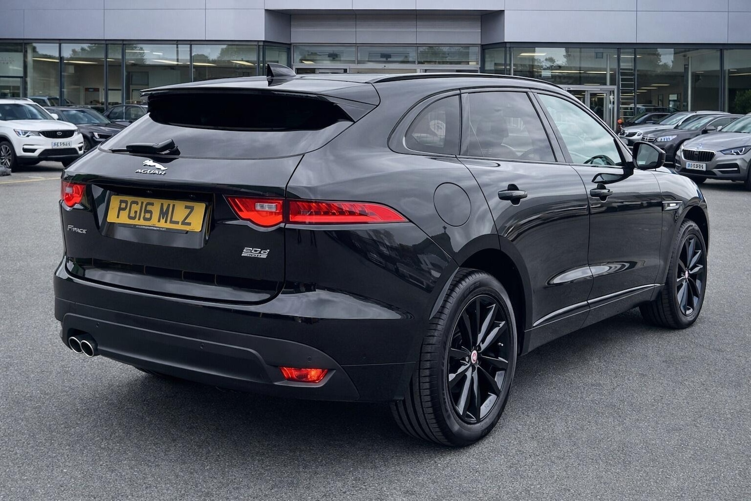 Used Jaguar F-Pace 2016 for sale - 78020381: Photo 4