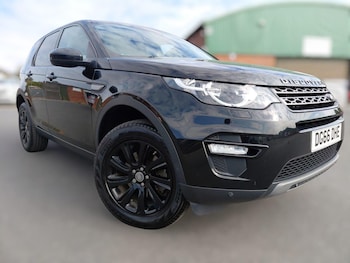 Used Land Rover Discovery Sport 2016 for sale - 75964759: Photo