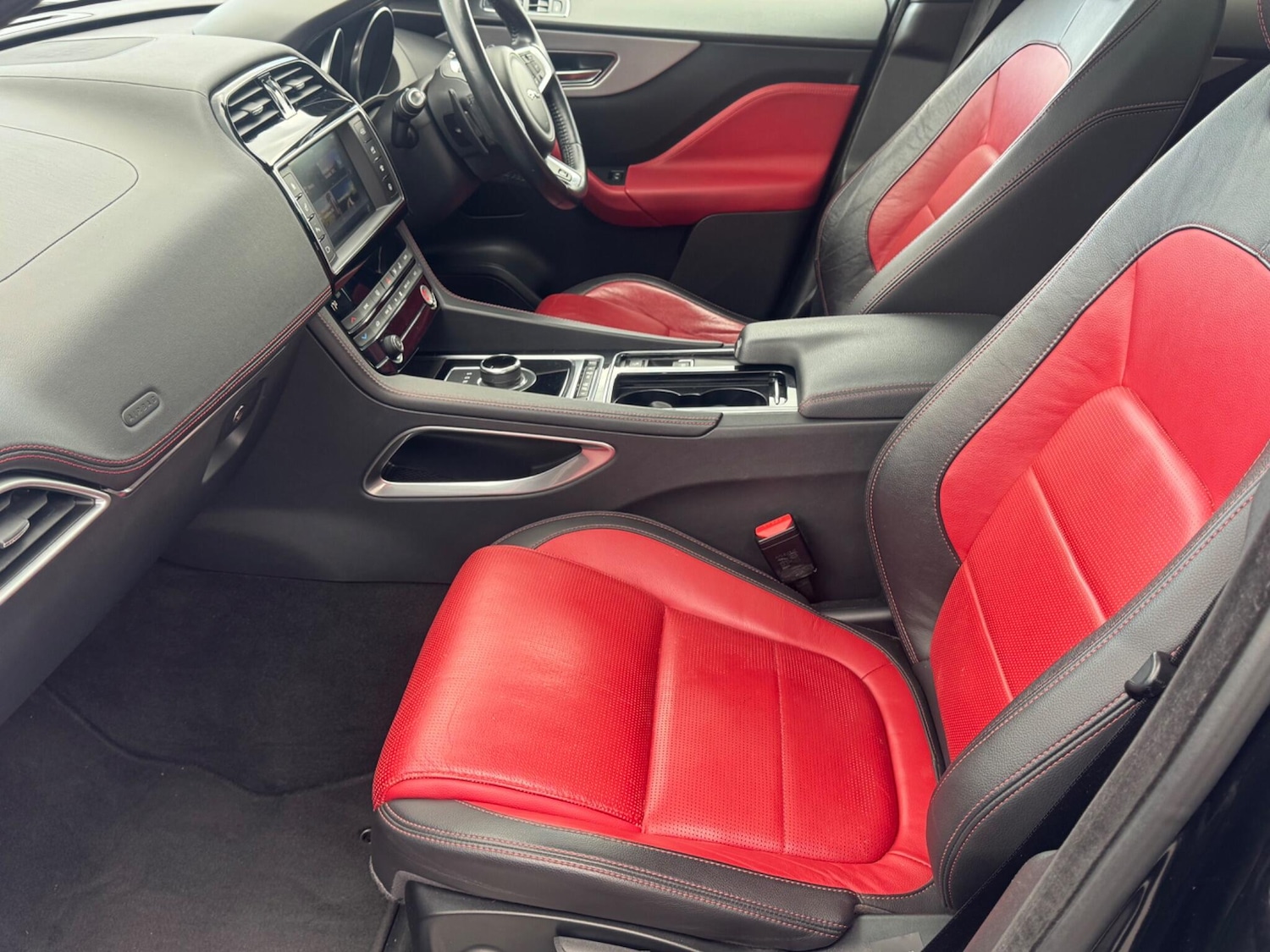 Used Jaguar F-Pace 2017 for sale - 78101323: Photo 13