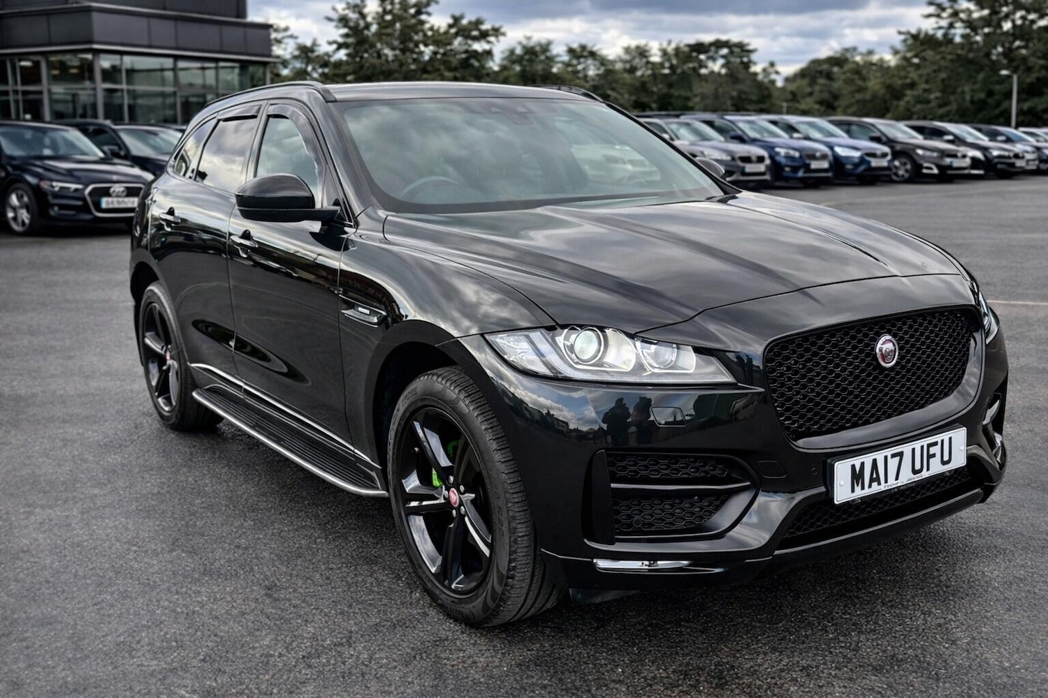 Used Jaguar F-Pace 2017 for sale - 78101323: Photo 3