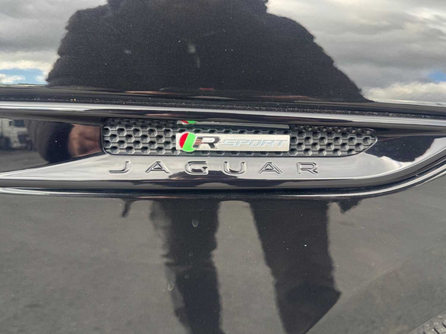 Used Jaguar F-Pace 2017 for sale - 78101323: Photo 33