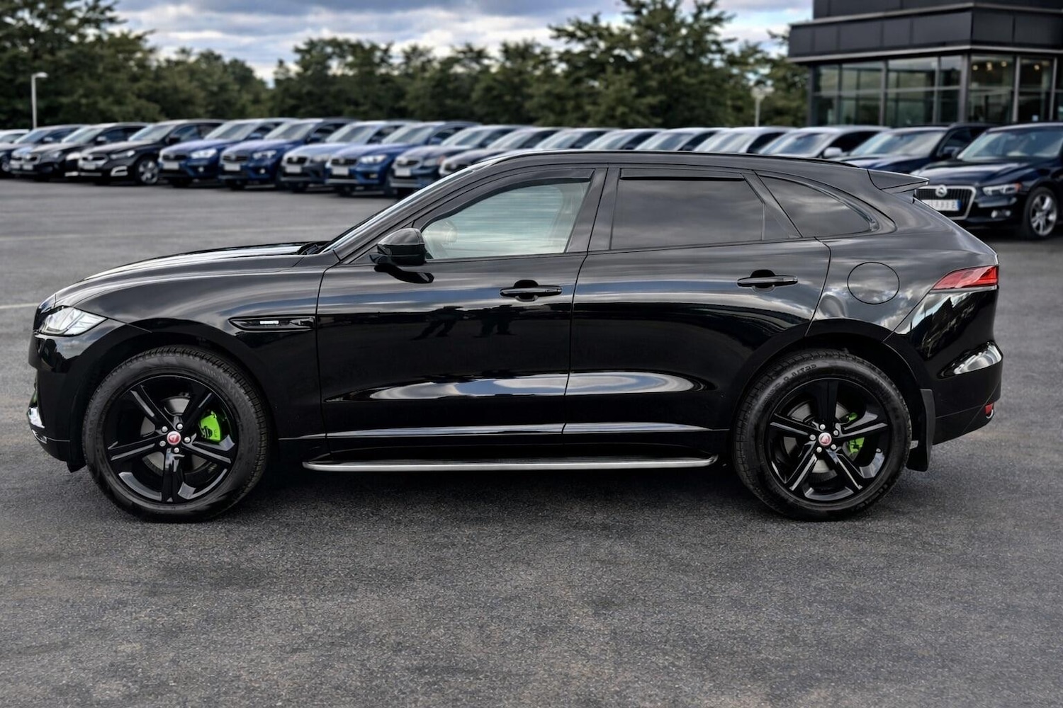 Used Jaguar F-Pace 2017 for sale - 78101323: Photo 8