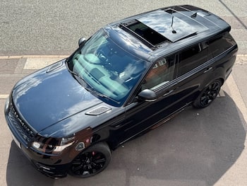 Used Land Rover Range Rover Sport 2017 for sale - 79680780: Photo