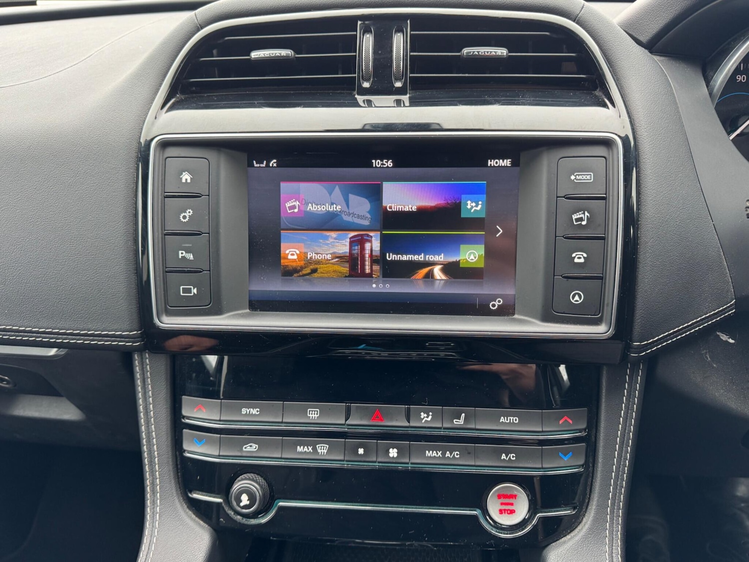 Used Jaguar F-Pace 2017 for sale - 77783777: Photo 12