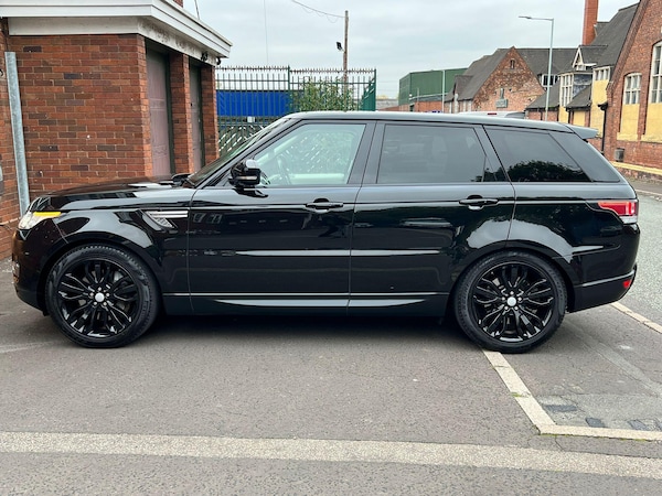 Used Land Rover Range Rover Sport 2017 for sale - 76283455: Photo 8
