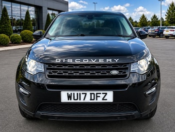 Used Land Rover Discovery Sport 2017 for sale - 78601856: Photo