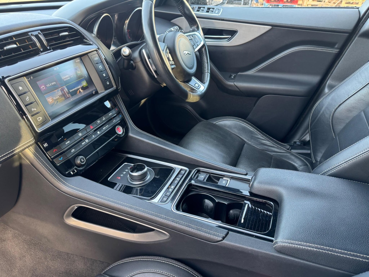 Used Jaguar F-Pace for sale - 77586272: Photo 15