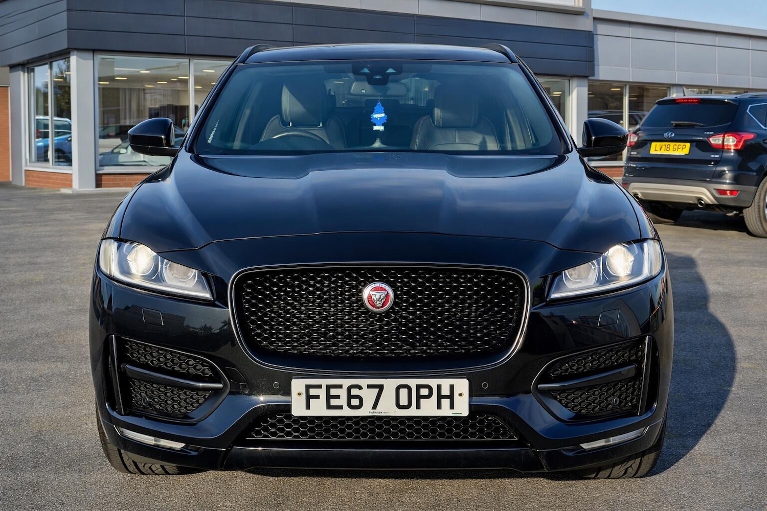 Used Jaguar F-Pace for sale - 77586272: Photo 2