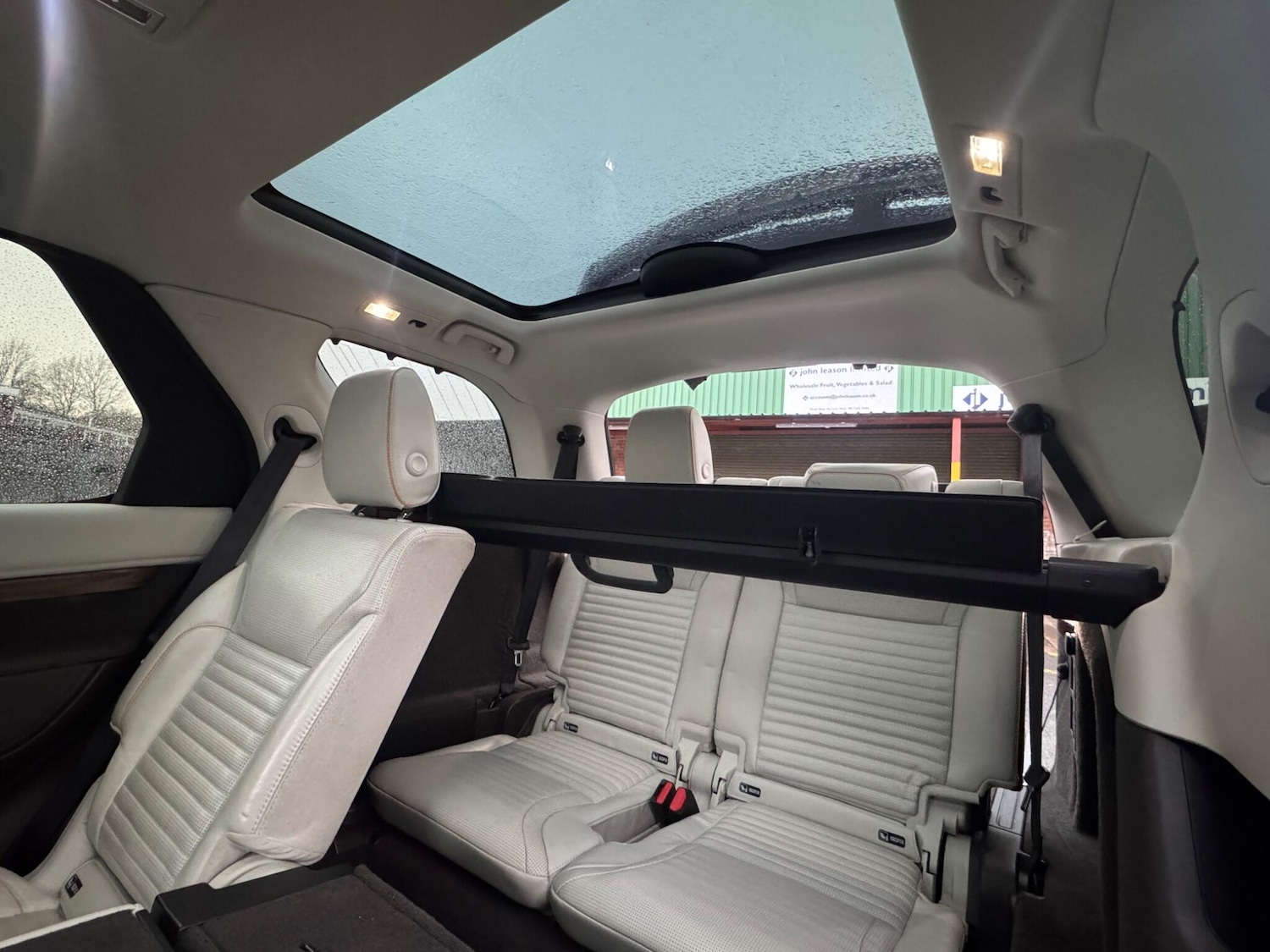 Used Land Rover Discovery 2018 for sale - 77625200: Photo 15