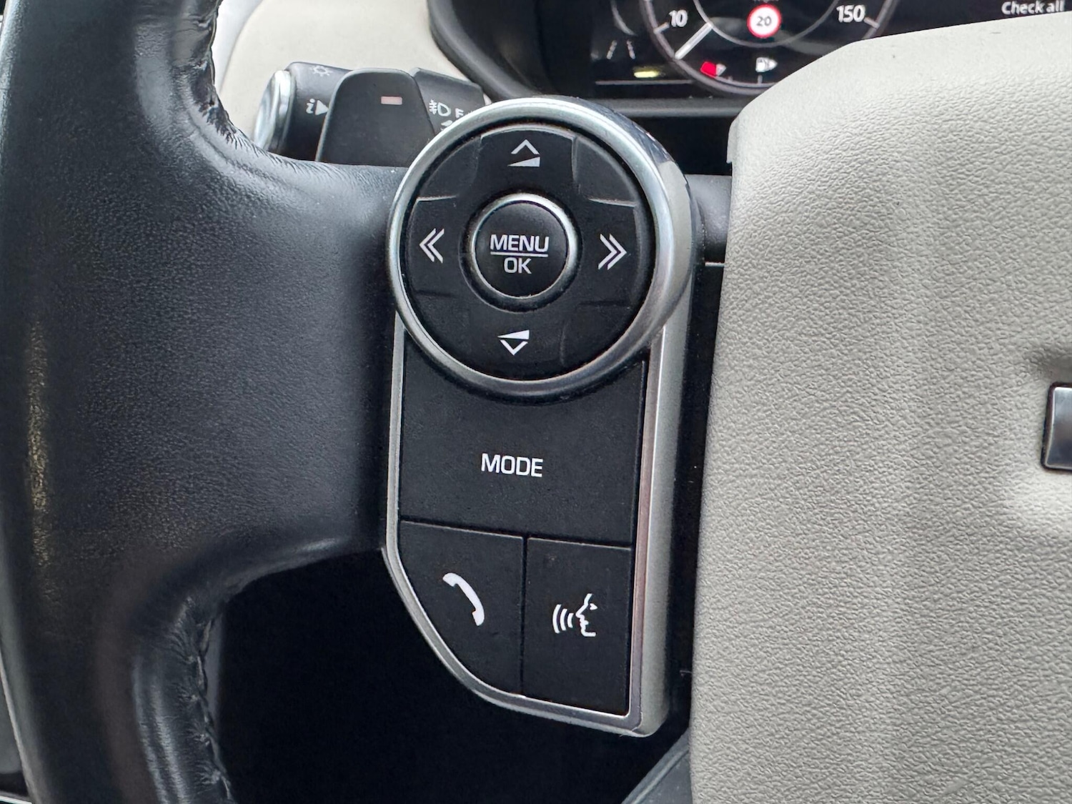 Used Land Rover Discovery 2018 for sale - 77625200: Photo 24