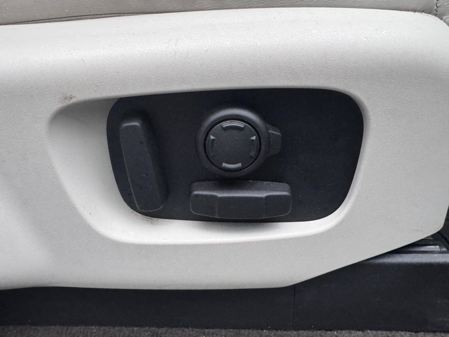 Used Land Rover Discovery 2018 for sale - 77625200: Photo 28