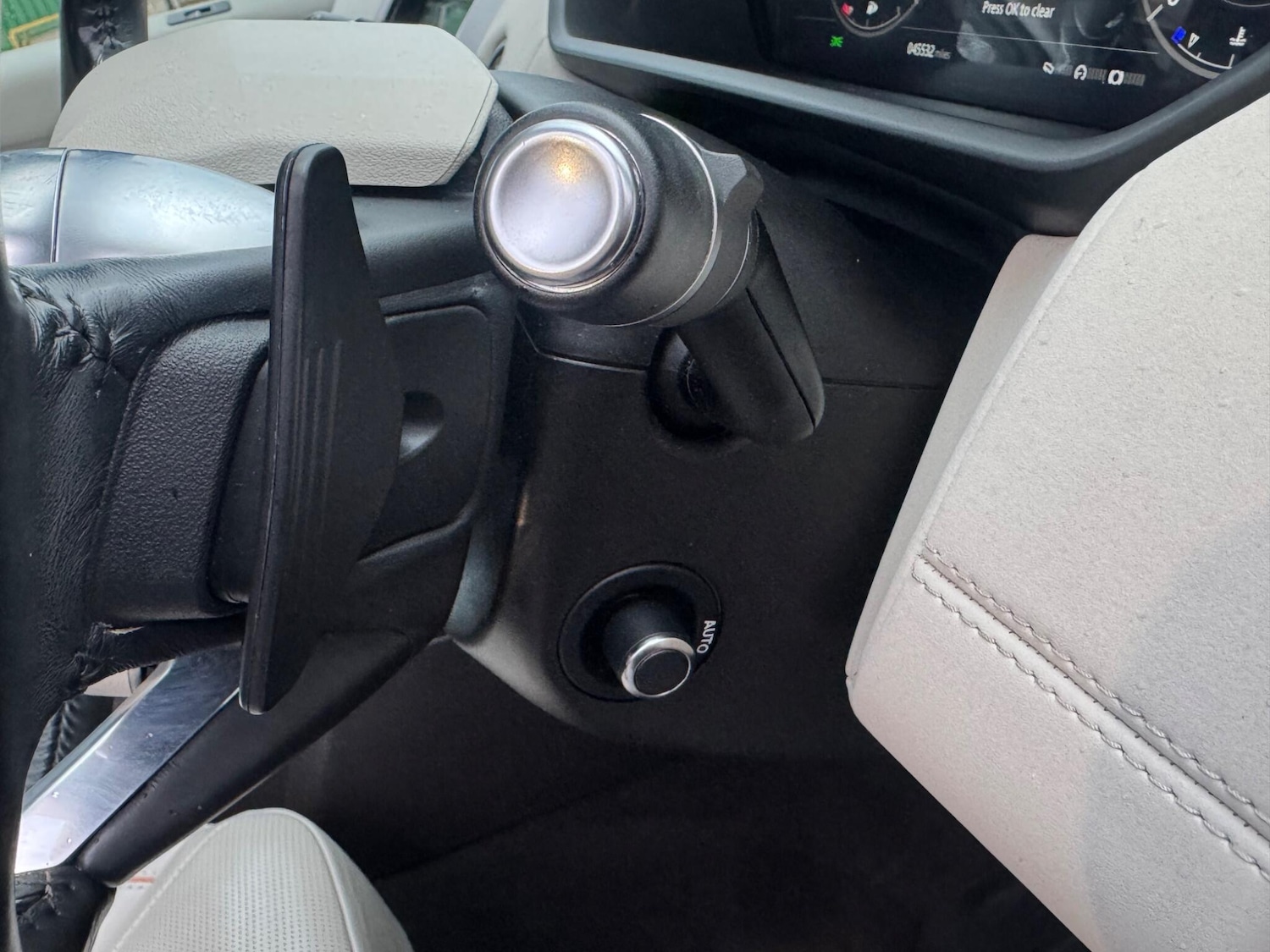 Used Land Rover Discovery 2018 for sale - 77625200: Photo 29