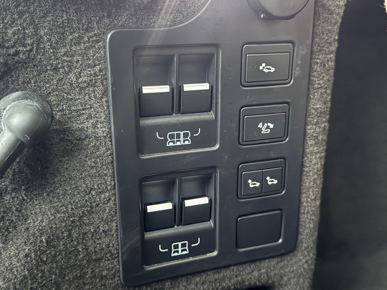 Used Land Rover Discovery 2018 for sale - 77625200: Photo 33