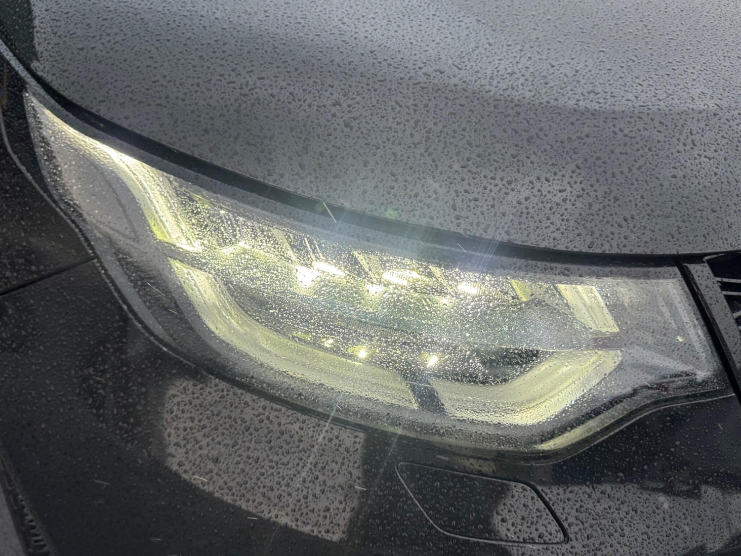 Used Land Rover Discovery 2018 for sale - 77625200: Photo 35