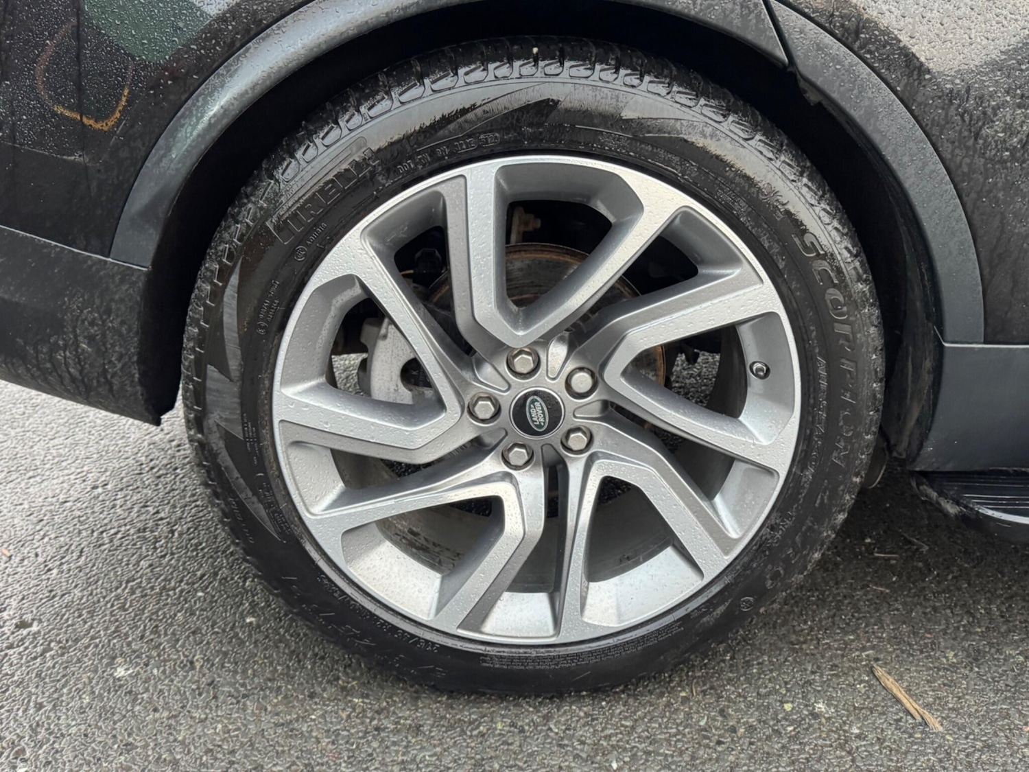 Used Land Rover Discovery 2018 for sale - 77625200: Photo 40