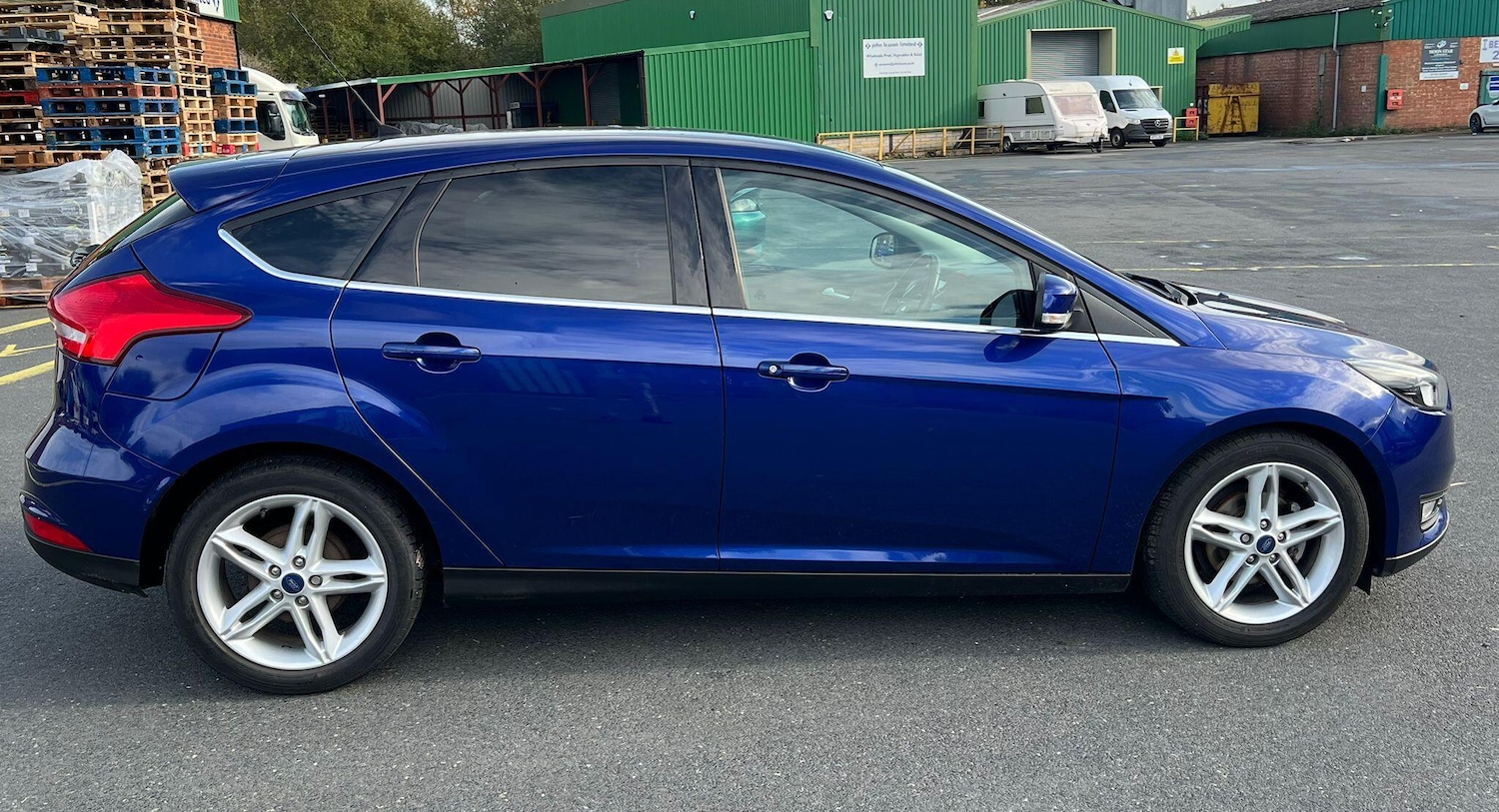 Used Ford Focus 2016 for sale - 76485070: Photo 7