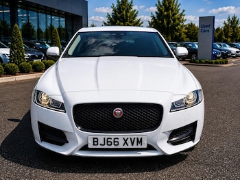 Used Jaguar XF 2016 for sale - 79224558: Photo