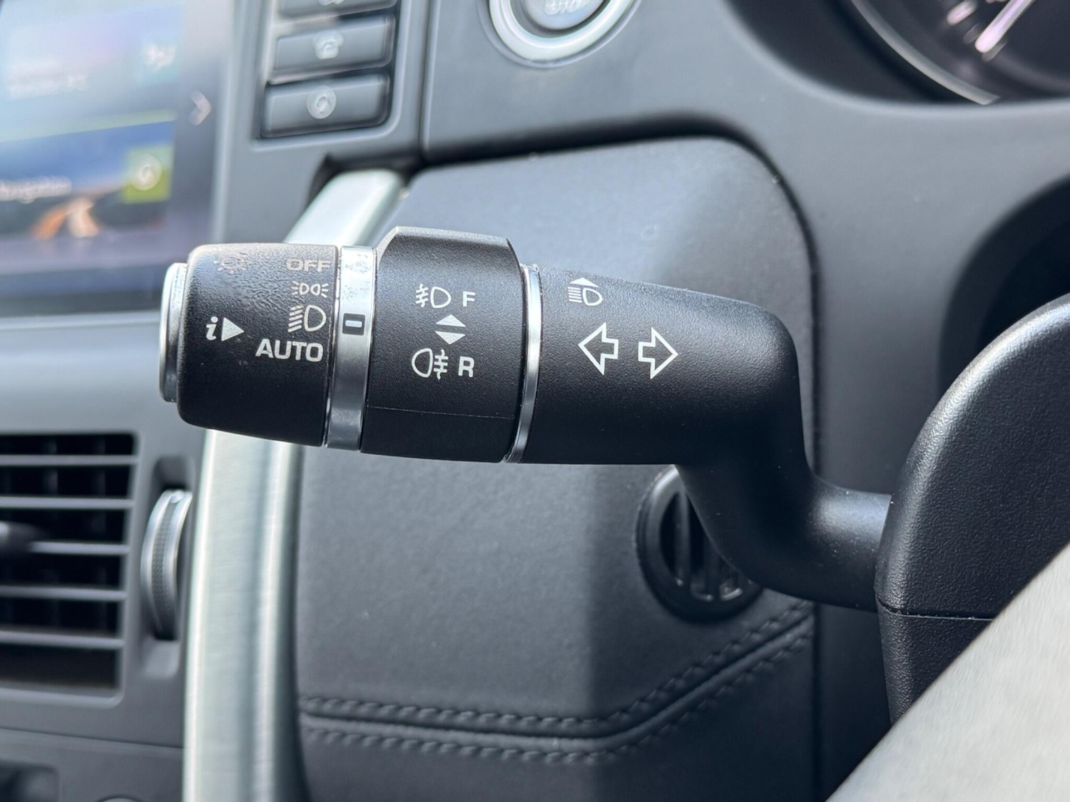 Used Land Rover Discovery Sport 2016 for sale - 77320495: Photo 26