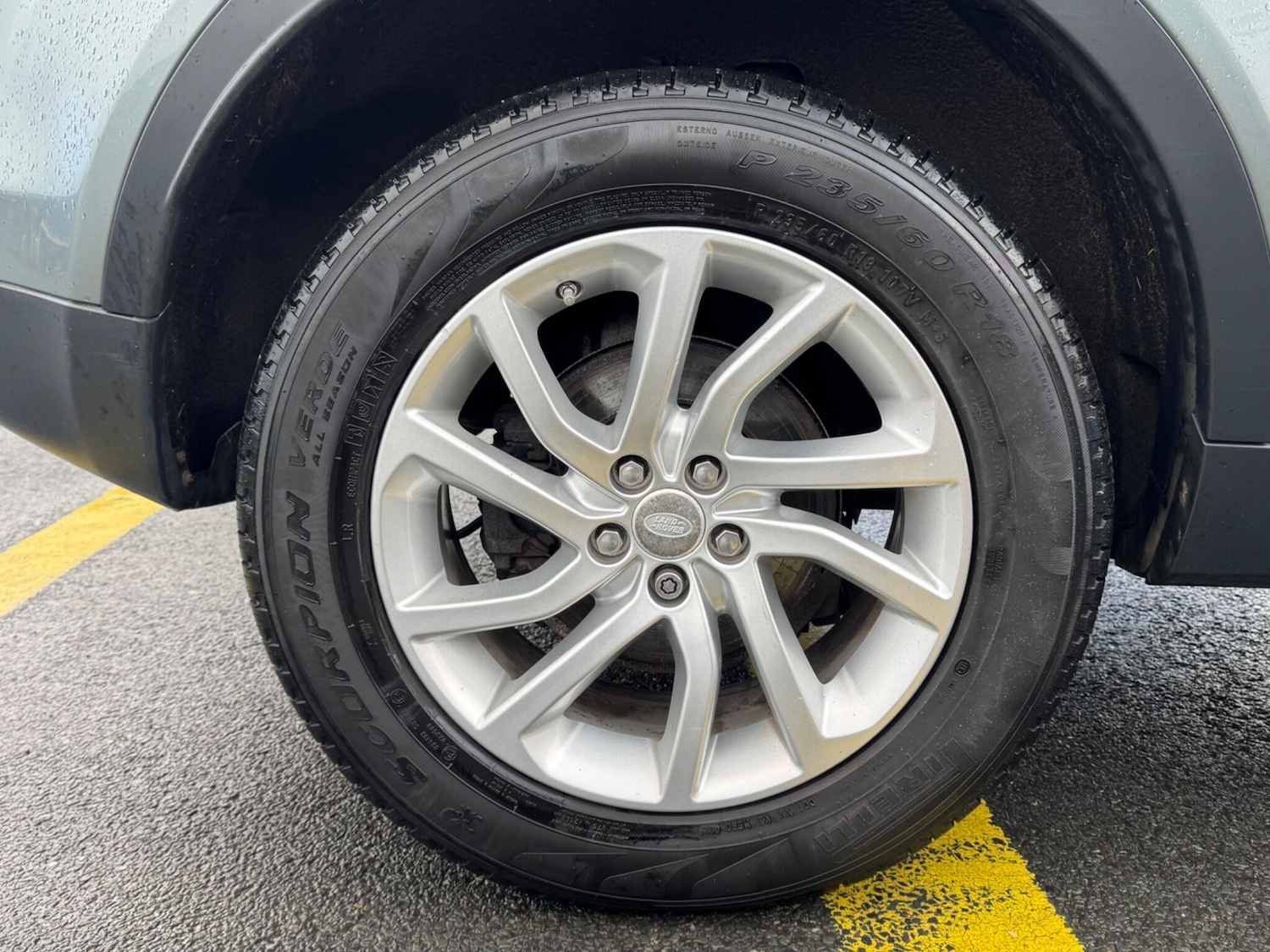 Used Land Rover Discovery Sport 2016 for sale - 77320495: Photo 33