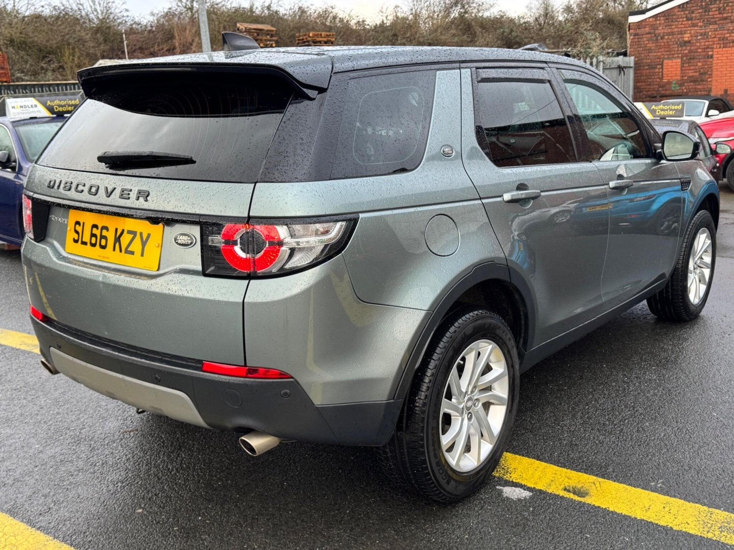 Used Land Rover Discovery Sport 2016 for sale - 77320495: Photo 6