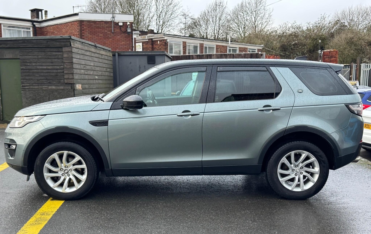 Used Land Rover Discovery Sport 2016 for sale - 77320495: Photo 8
