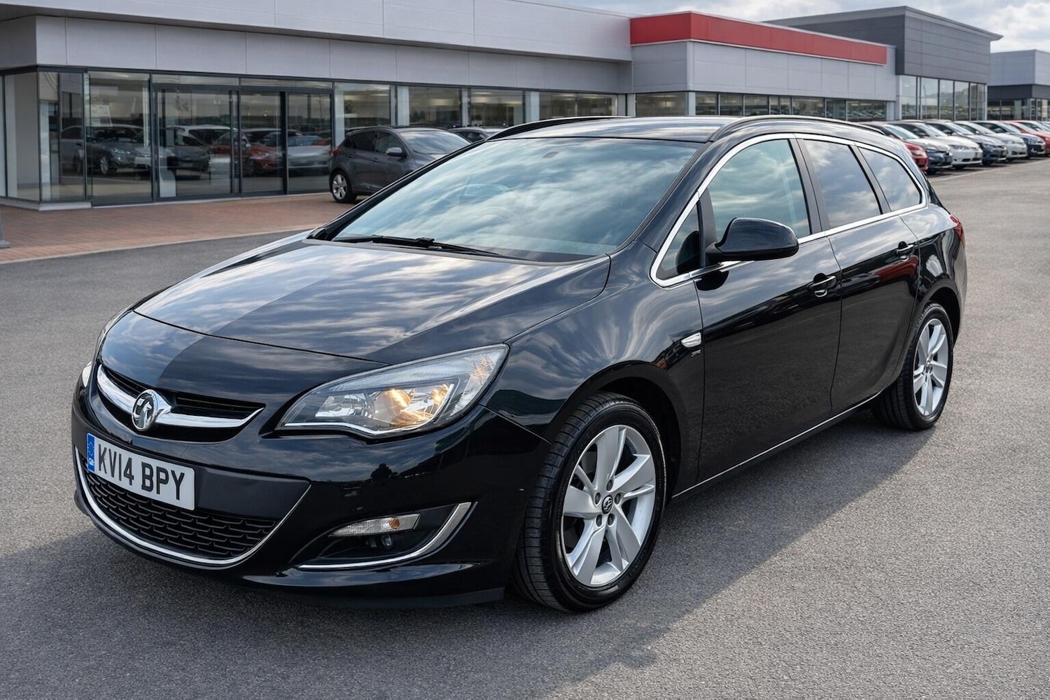 Used Vauxhall Astra 2014 for sale - 78034817: Photo 1