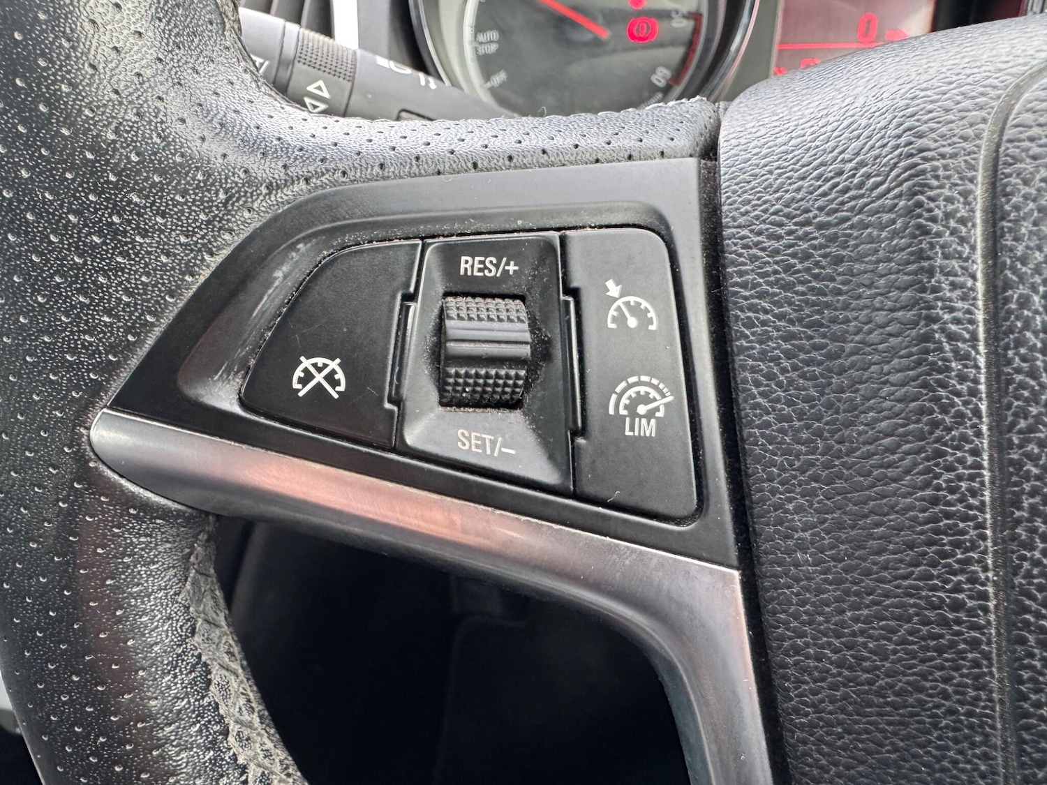 Used Vauxhall Astra 2014 for sale - 78034817: Photo 17