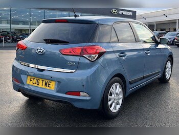 Used Hyundai i20 2016 for sale - 77396595: Photo