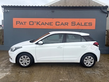 Used Hyundai i20 2015 for sale - 79375125: Photo