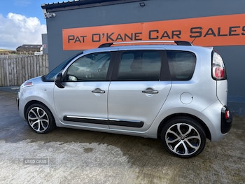 Used Citroen C3 Picasso 2017 for sale - 77910068: Photo