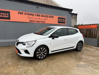 Used Renault Clio 2022 for sale - 76201806: Photo 2