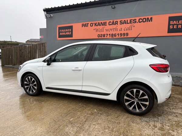 Used Renault Clio 2022 for sale - 76201806: Photo 3