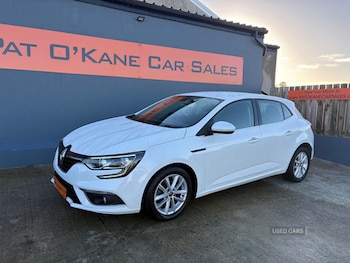Used Renault Megane 2019 for sale - 76953719: Photo