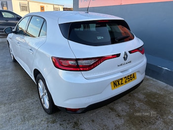 Used Renault Megane 2019 for sale - 76953719: Photo