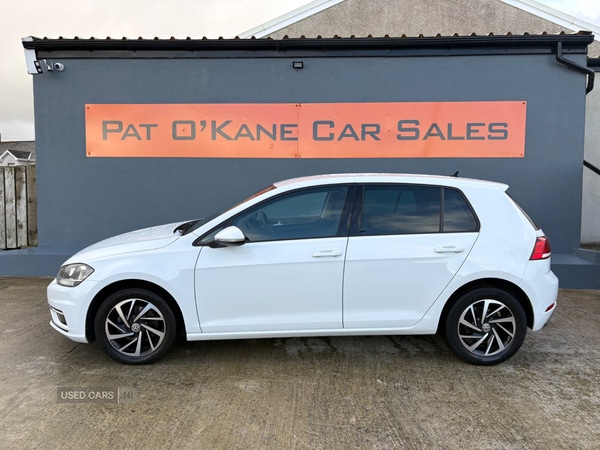 Used Volkswagen Golf 2019 for sale - 76634684: Photo 1