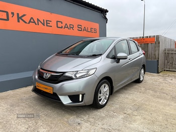 Used Honda Jazz 2017 for sale - 76271330: Photo 3