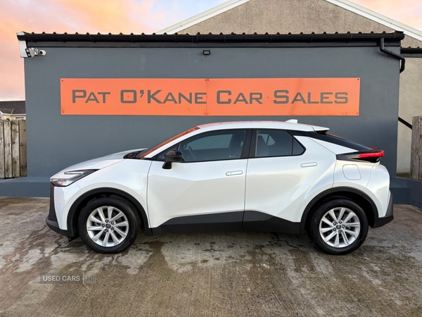Used Toyota C-HR 2024 for sale - 76646956: Photo 2