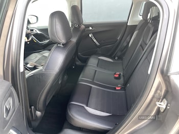 Used Peugeot 2008 2015 for sale - 75697745: Photo
