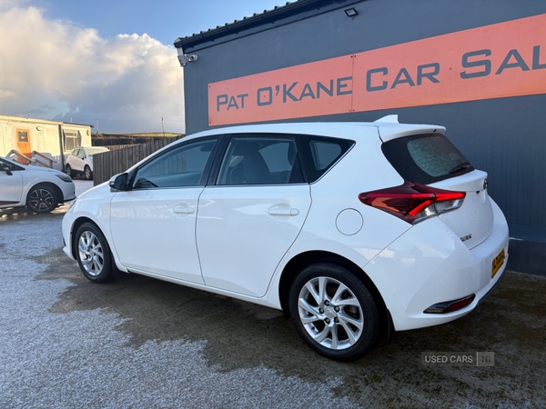 Used Toyota Auris 2017 for sale - 76647048: Photo 3