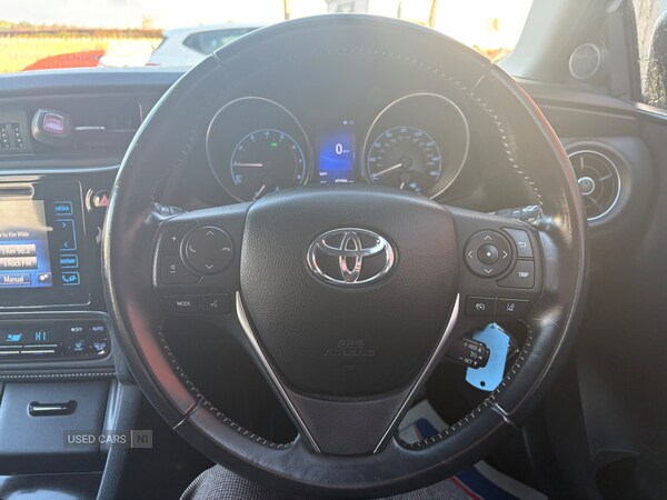 Used Toyota Auris 2017 for sale - 76647048: Photo 9