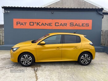 2021 - 1.2 PureTech 100 Allure Premium 5dr