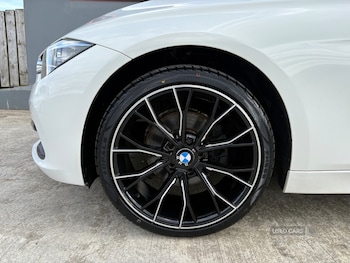 Used BMW 3 Series 2017 for sale - 76061334: Photo