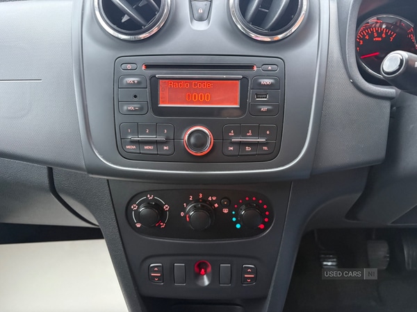 Used Dacia Sandero 2015 for sale - 77479639: Photo 15