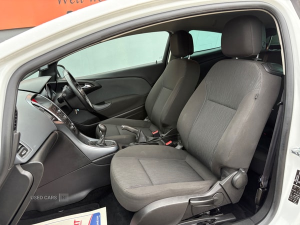 Used Vauxhall Astra GTC 2017 for sale - 76109994: Photo 8