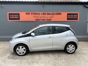 2016 - 1.0 VVT-i X-Play 5dr